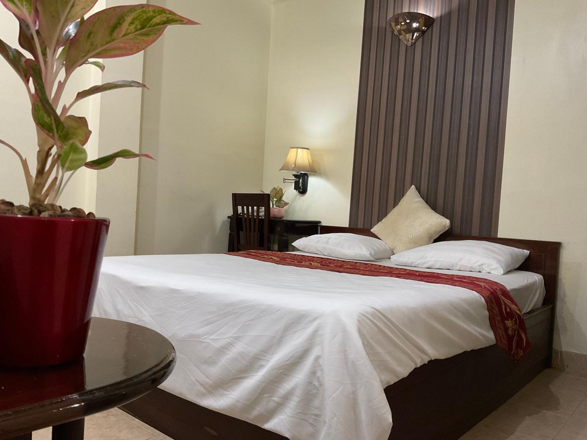 Hotel Khach San Minh Chau - Hoa Hung Ciudad Ho Chi Minh  Exterior foto