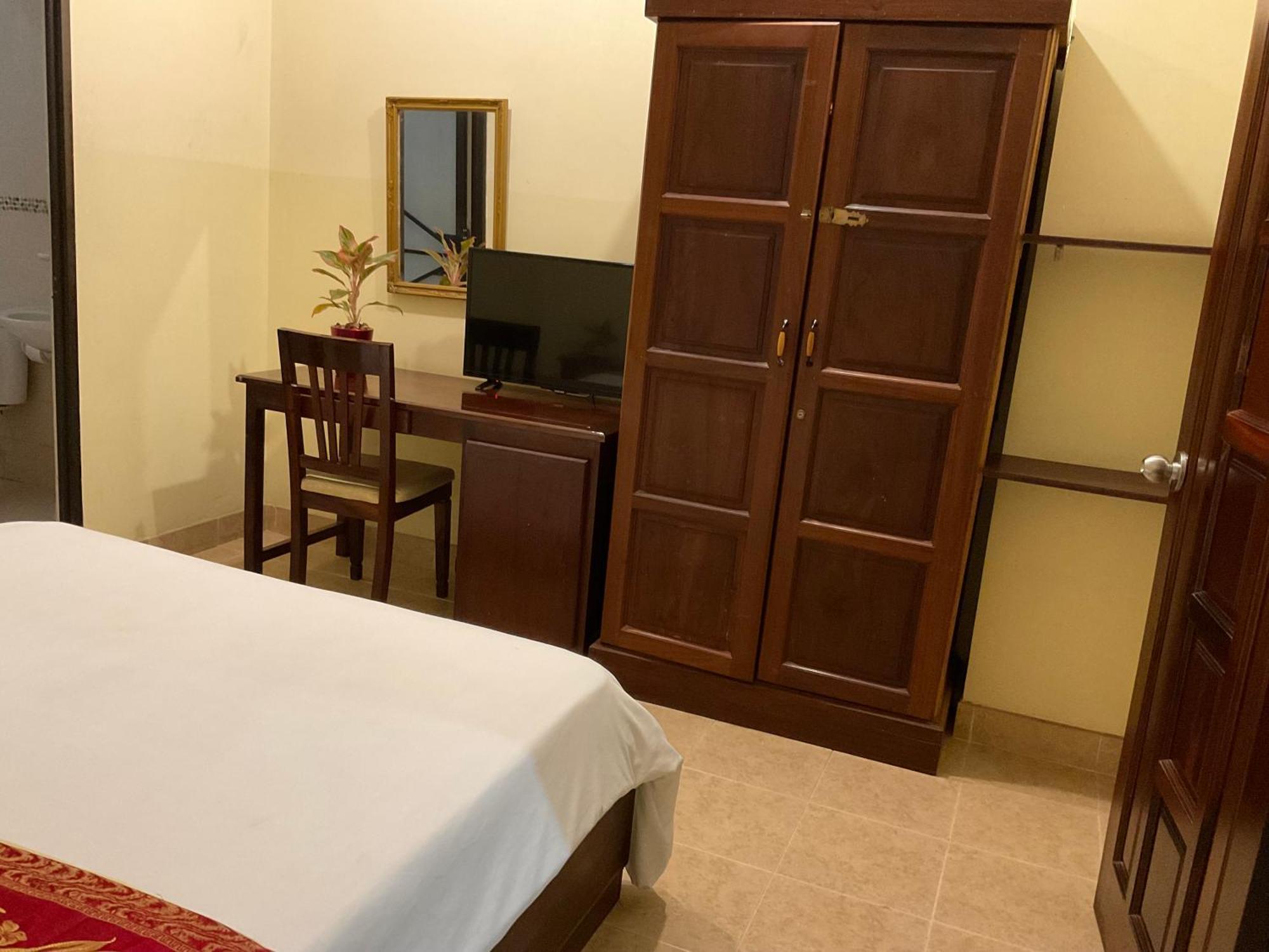 Hotel Khach San Minh Chau - Hoa Hung Ciudad Ho Chi Minh  Exterior foto