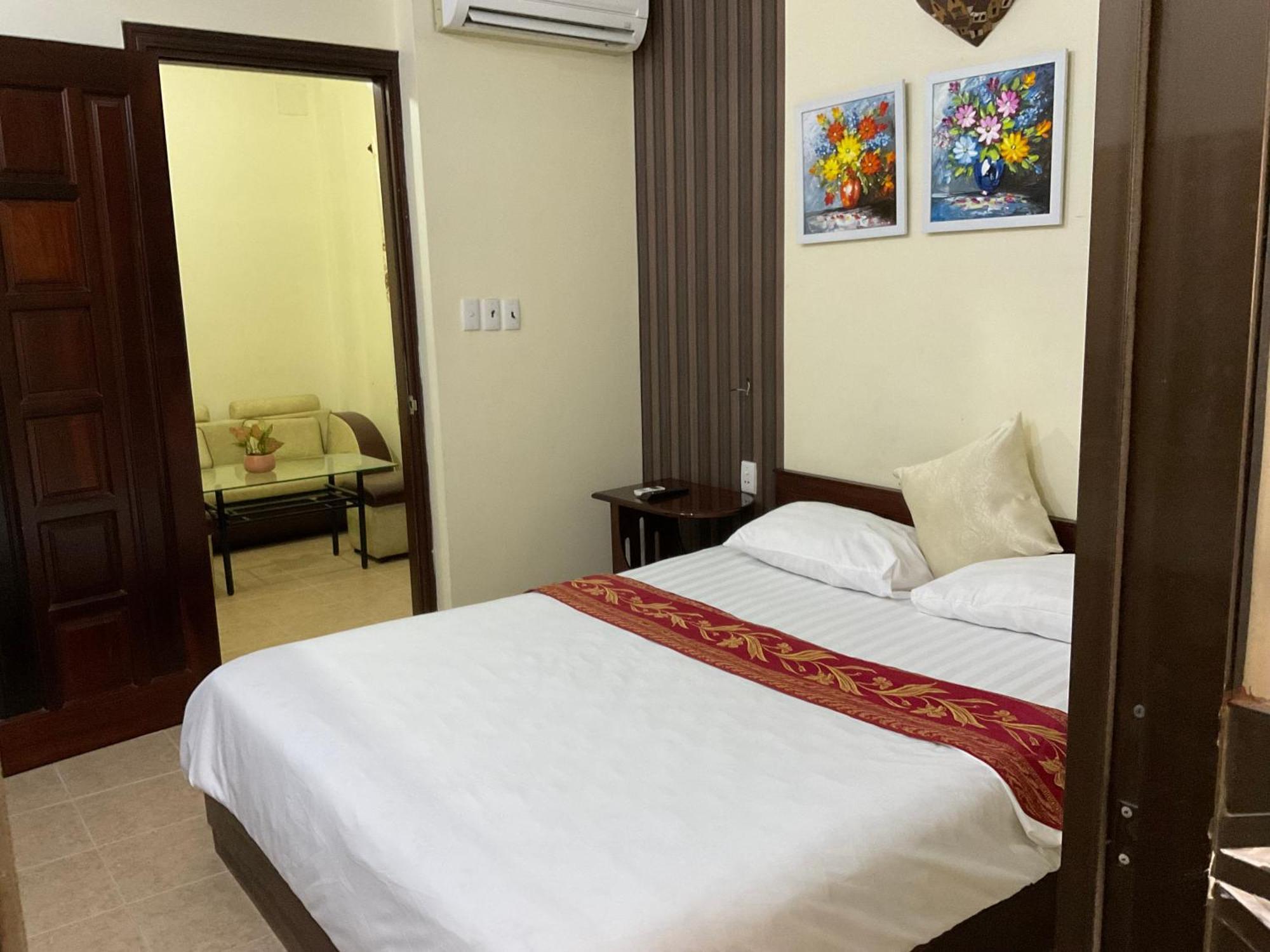 Hotel Khach San Minh Chau - Hoa Hung Ciudad Ho Chi Minh  Exterior foto
