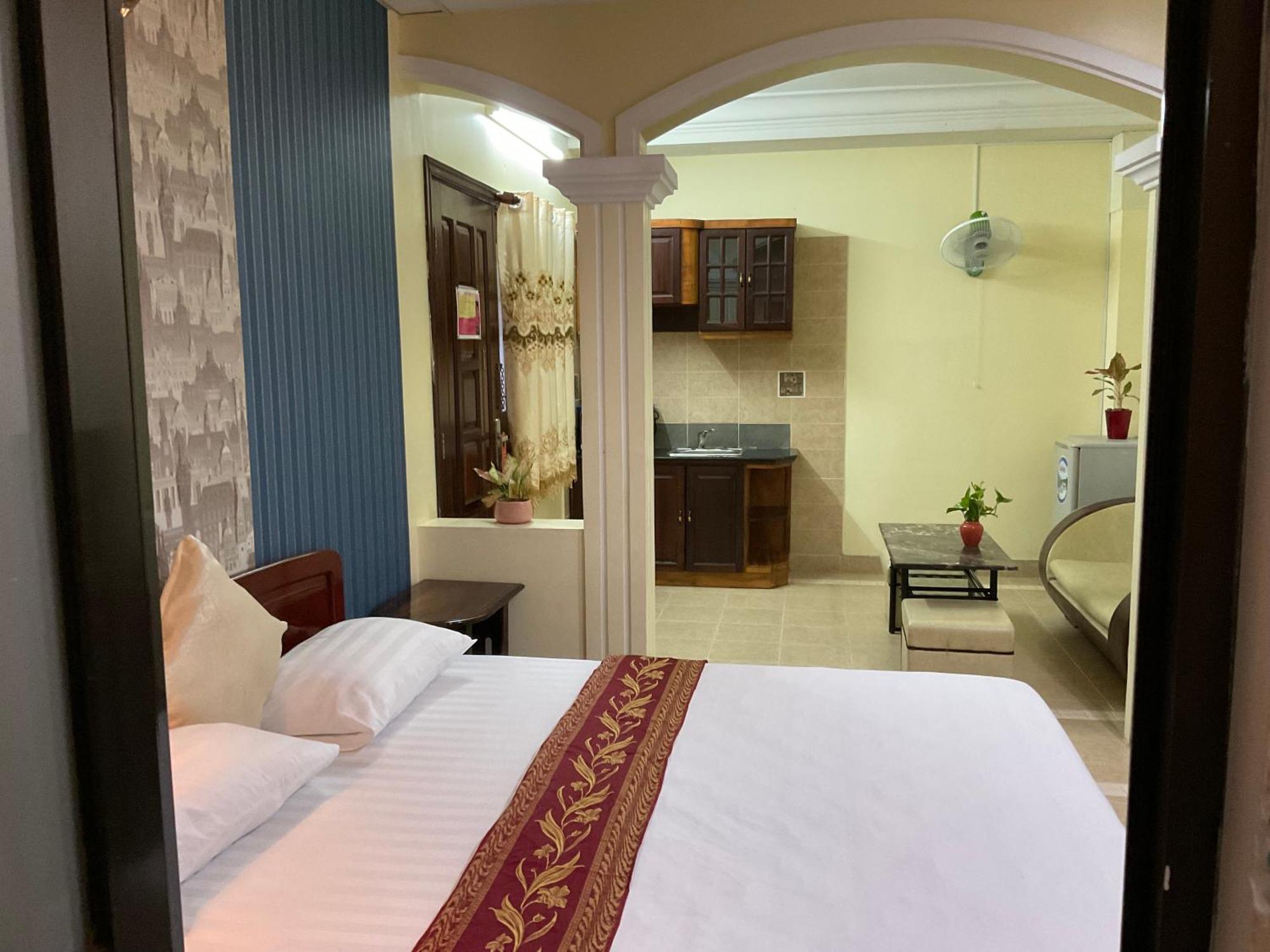 Hotel Khach San Minh Chau - Hoa Hung Ciudad Ho Chi Minh  Exterior foto