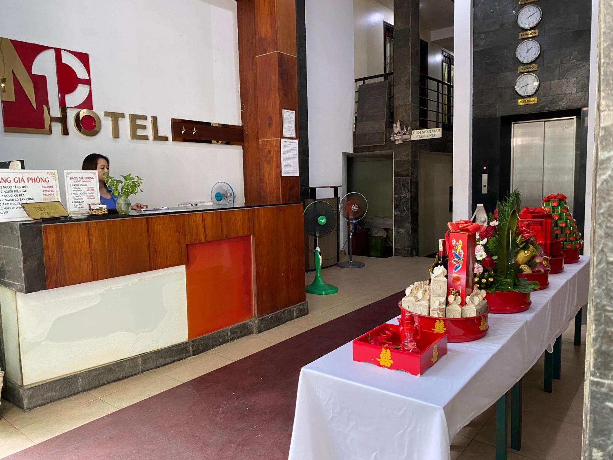 Hotel Khach San Minh Chau - Hoa Hung Ciudad Ho Chi Minh  Exterior foto
